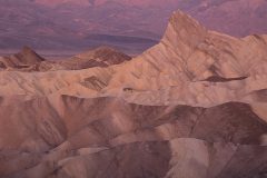 death-valley-sunrise-zabriskie-point
